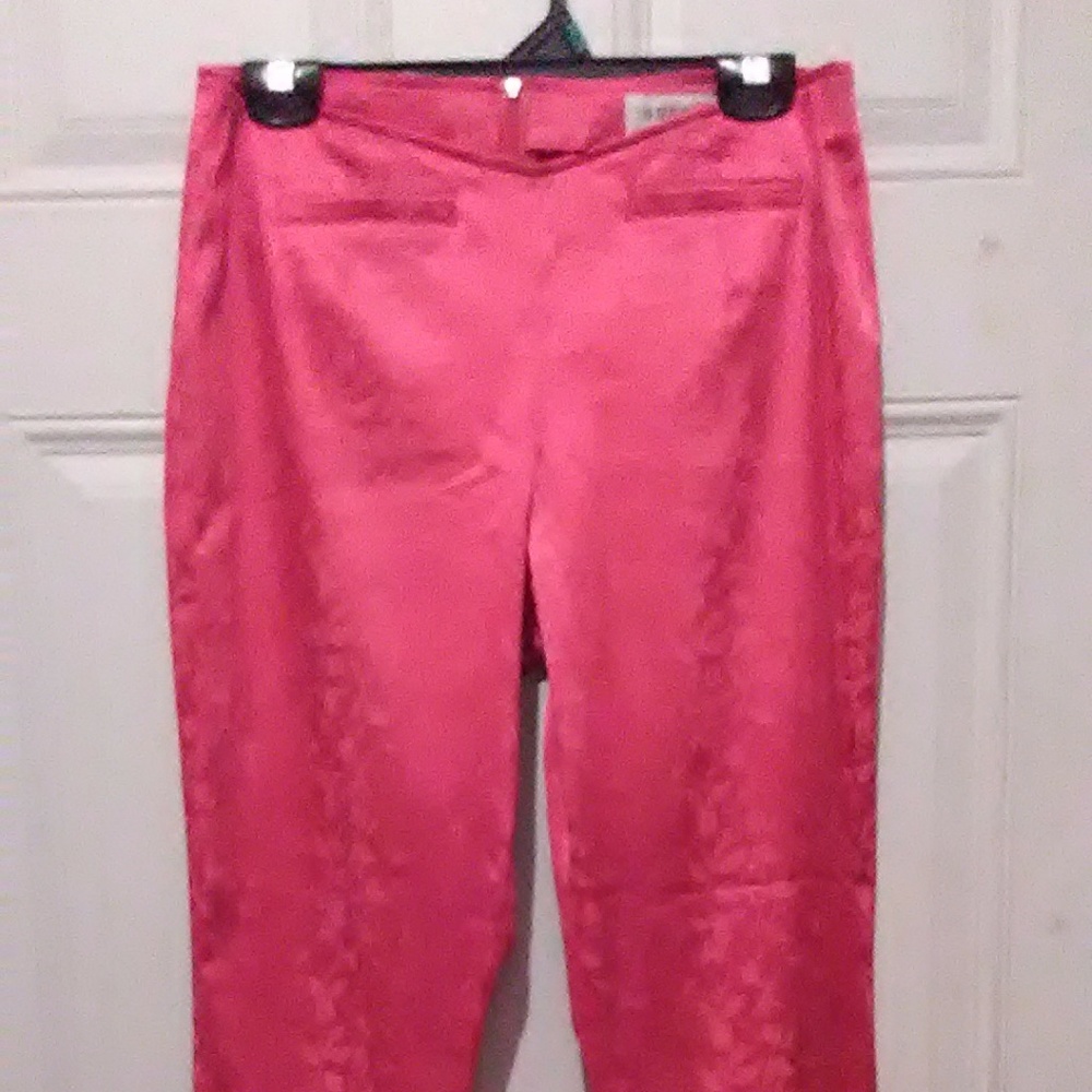 "Guess" CherryRed SilkyPrint [faux] pants * NWOT